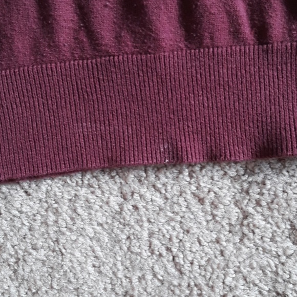 BP v neck maroon sweater size m - Picture 5 of 5
